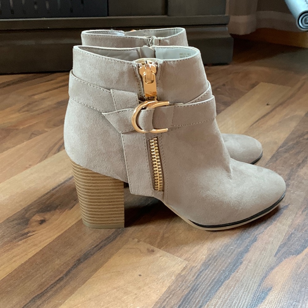 ATP. 9 Advisor woman’s ankle boots